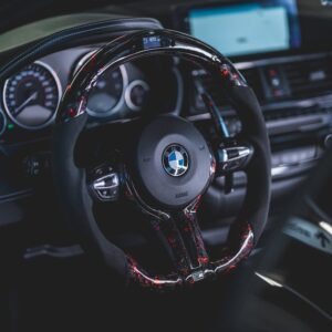 BMW Sportlenkrad Forged Carbon Farbsplitter LED F-Serie